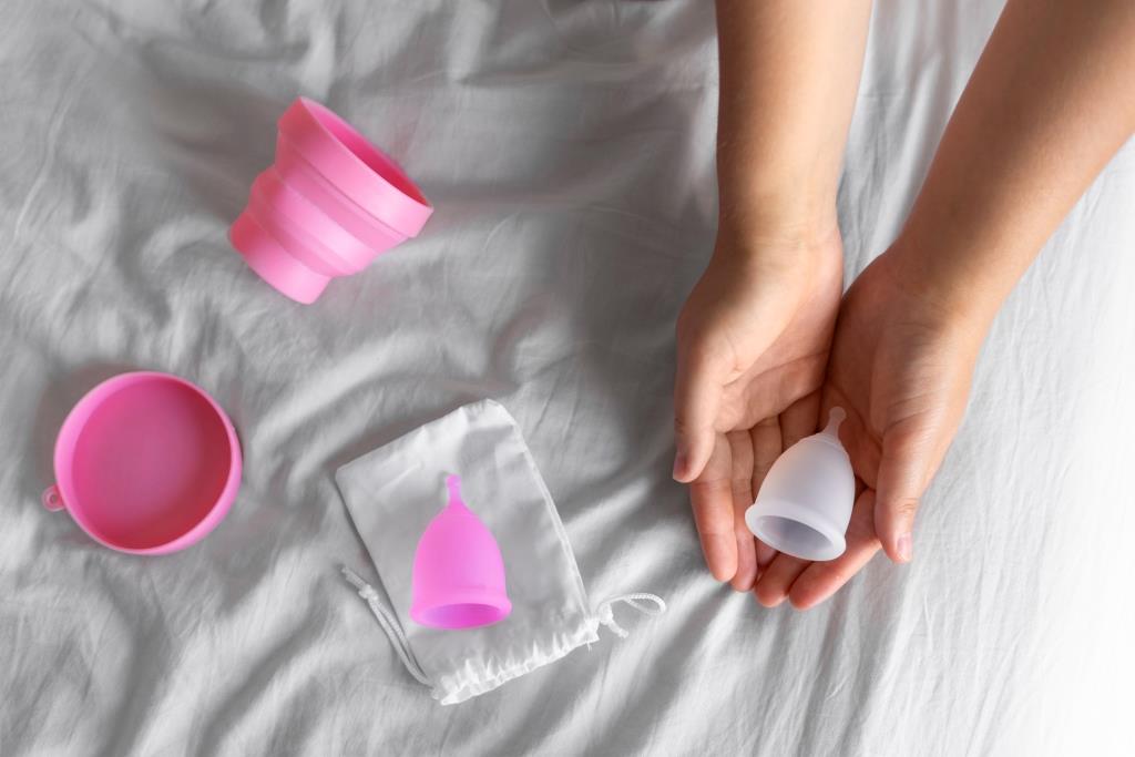 What is Toxic Shock Syndrome (TSS) in Menstrual Cup Usage?