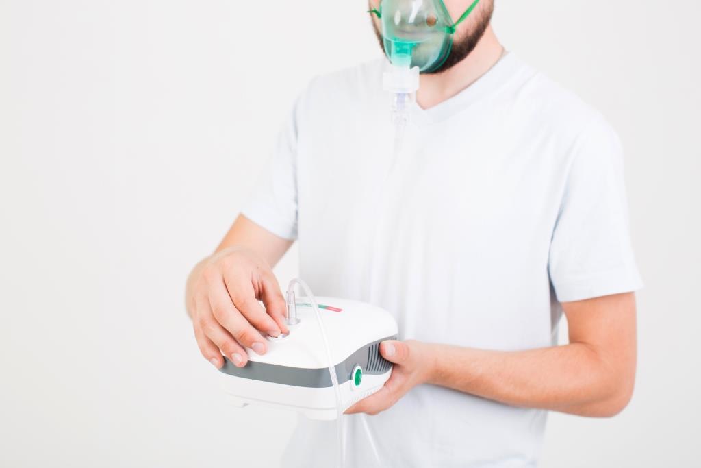 Things To Consider While Using Nebulizer For Cough Treatment
